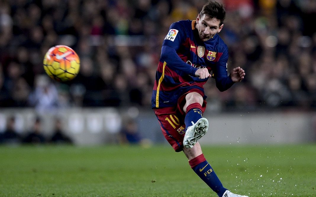 随着作品传 随着作品传